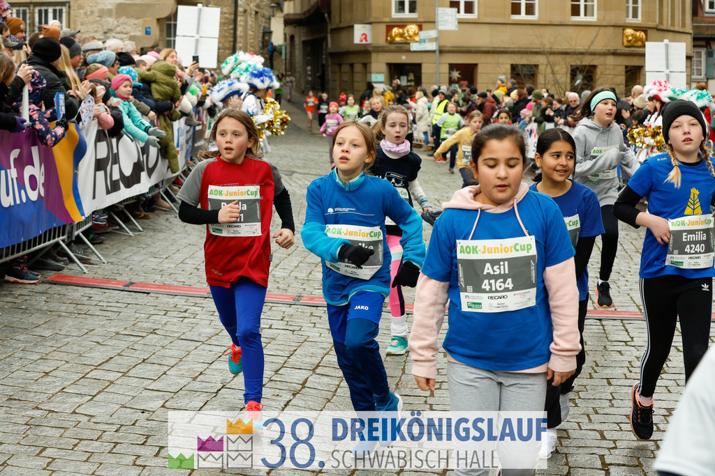 400m AOK Junior Cup | 3 Koenigslauf 2024 400m AOK Junior Cup - Realisiert mit Pictrs.com