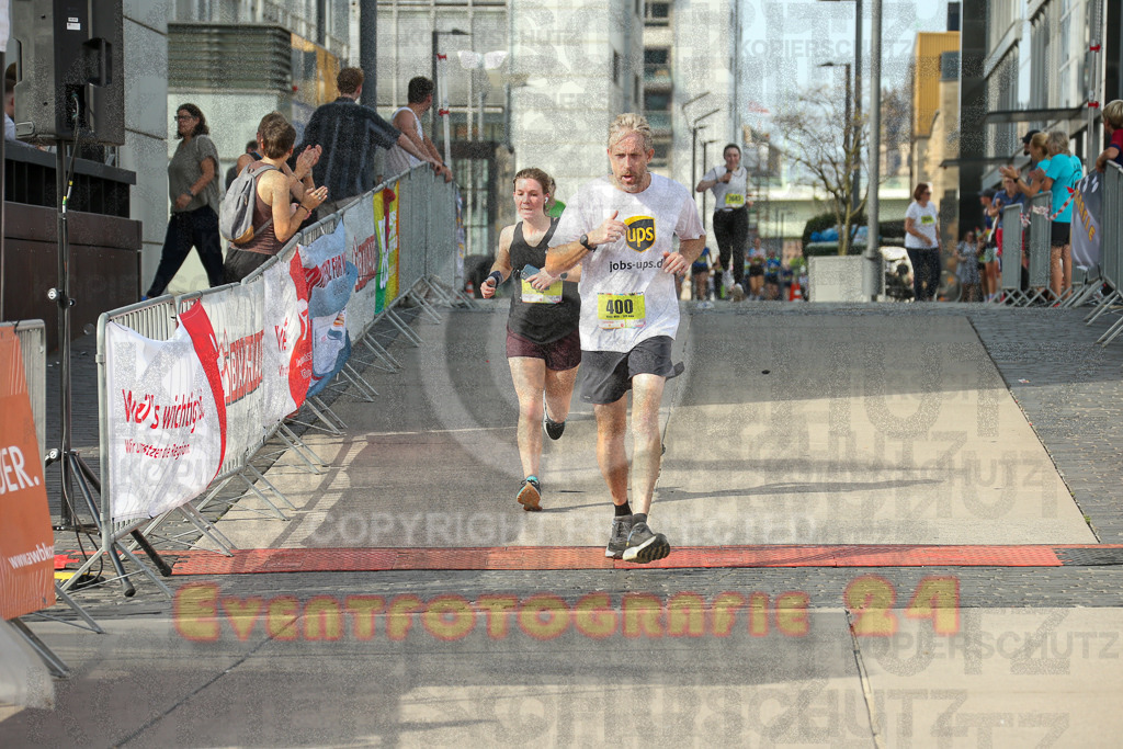 250920_1539_EX1_0331 | Sportfotografie im Rhein-Sieg Kreis, Köln, Bonn, NRW, Rheinland Pfalz, Hessen, etc. Unser Tätigkeitsfeld umfasst den Laufsport vom Volkslauf über den Marathon, Duathlon, Triathon bis zum Ultralauf wie Kölnpfad Ultra oder Schindertrail.