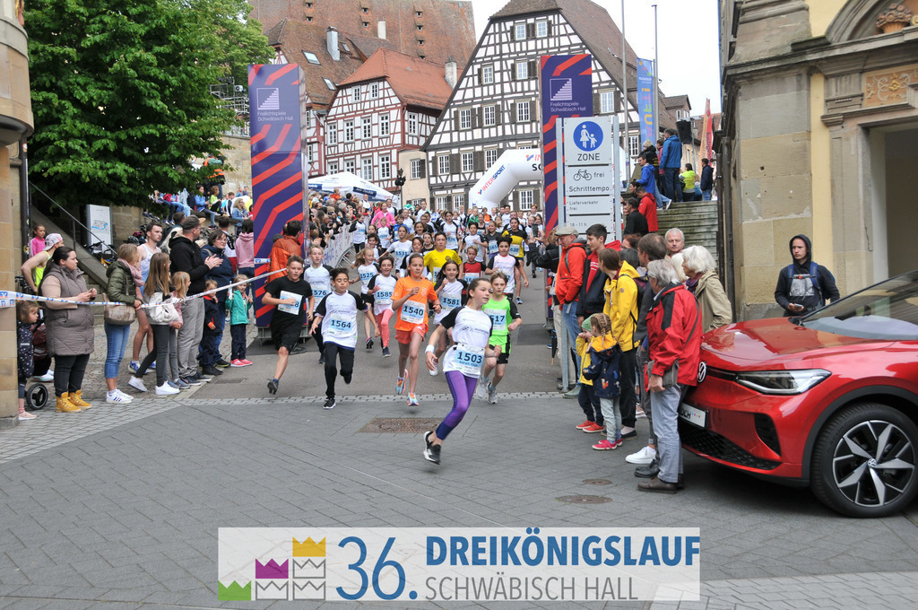 Stadtwerke Schüler und Jugendlauf 1,7km | 3koenigslauf 2022 Stadtwerke Schüler und Jugenlauf 1,7km - Realisiert mit Pictrs.com
