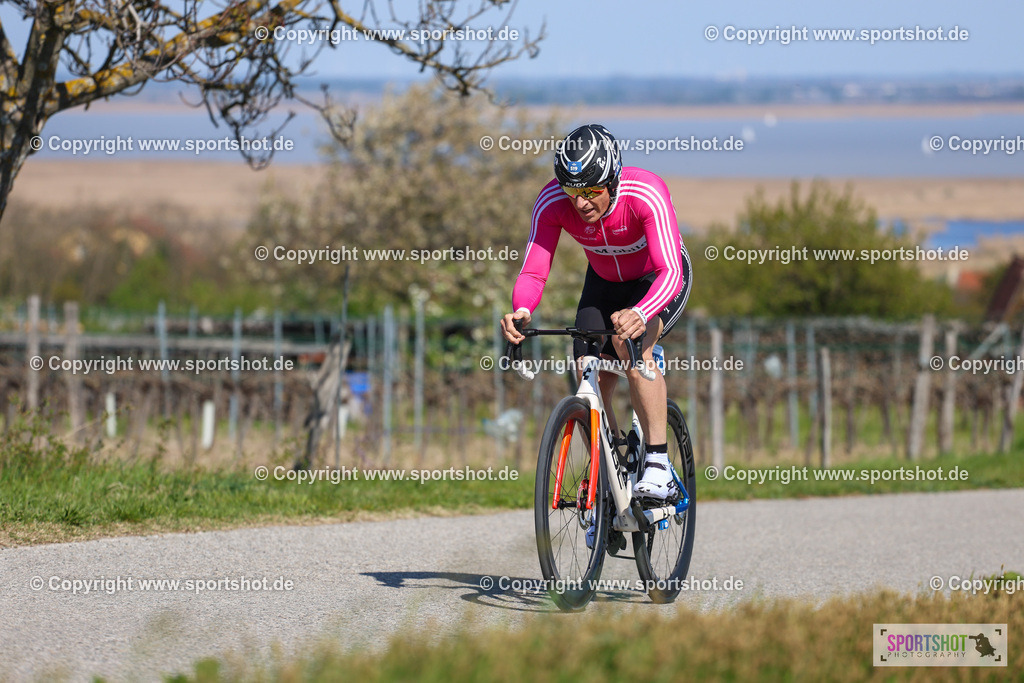 IMG_9944 | @sportshot_your_pictrs #yourpictures#roadtowm2029 #nrm #neusiedlerseeradmarathon #neusiedlersee #neusiedlerseetourismus #burgenland #mörbisch #nrm26 #burgenlandtourismus #voglundco #poweredbyburgenlandtourismus #radsport #rad #marathon #ucigranfondo #visitburgenland #ucigranfondoworldseries