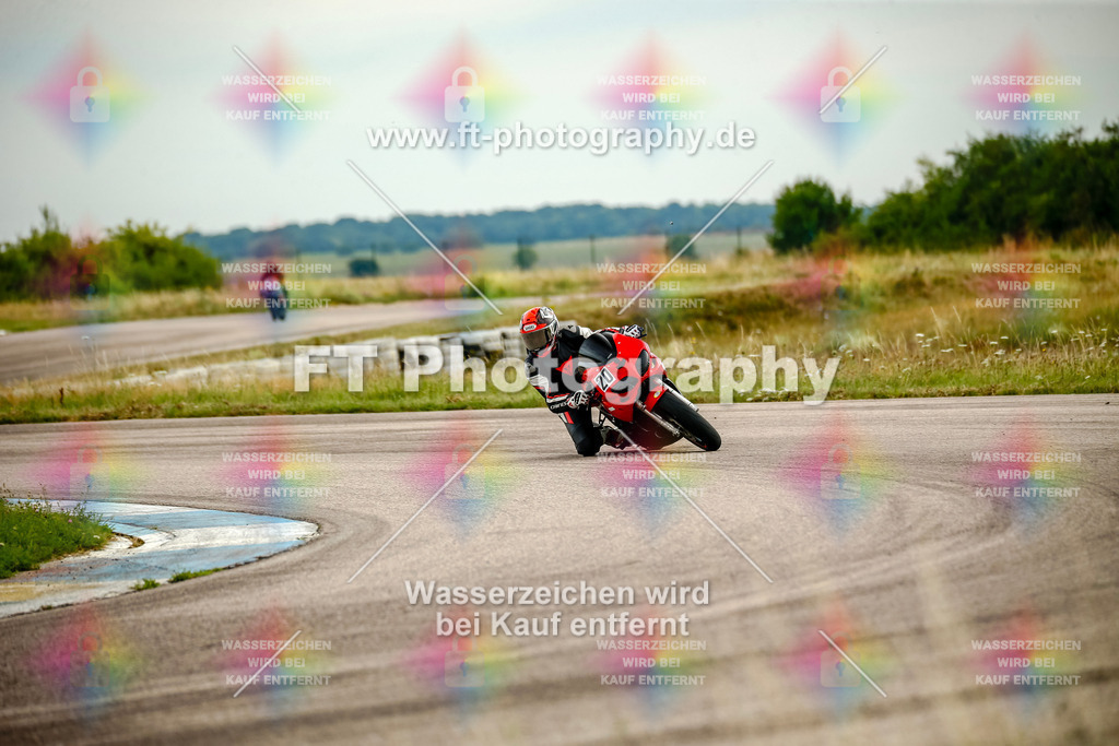 Chambley Juli-2169 | Hier findet Ihr Bilder von Touristenfahrten auf der Nürburgring Nordschleife oder von anderen Veranstaltungen die ich besucht habe. Viel Spass beim Durch Schauen 