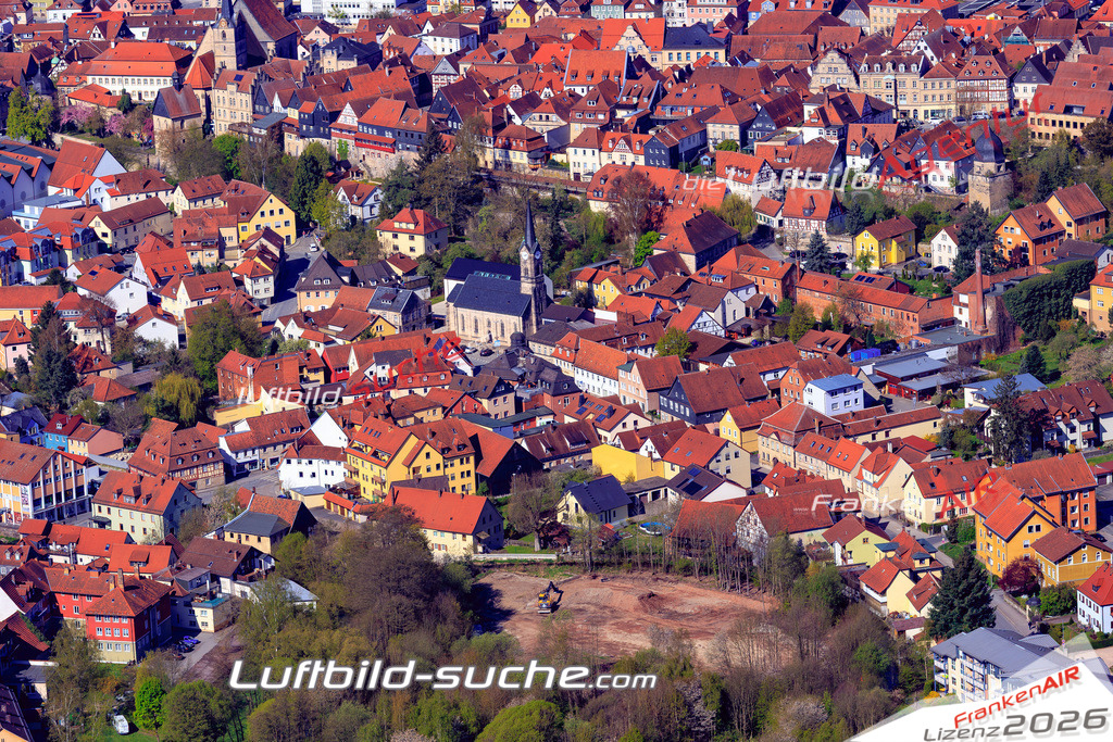 Die Luftaufnahme der Stadt Kronach wurde 2017 vom Flugzeug heraus erstellt ( keine Drohne )- hohe Auflösung für beste Qualität