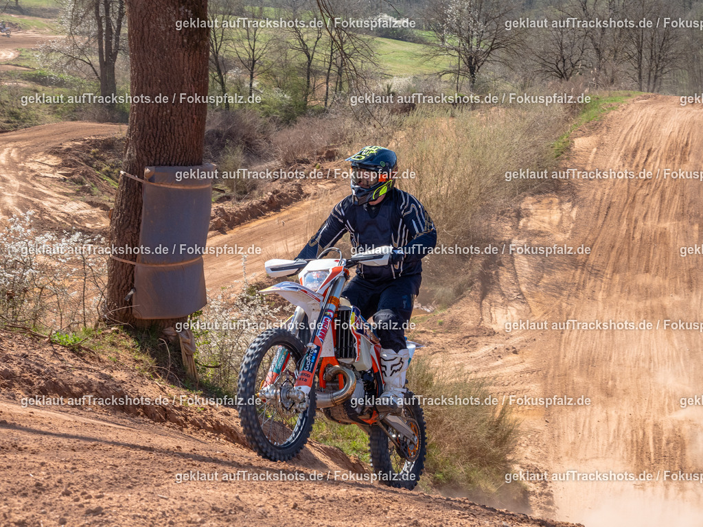 Schweyen040525-93 | Trackshots.de / Fokuspfalz.de - Realisiert mit Pictrs.com