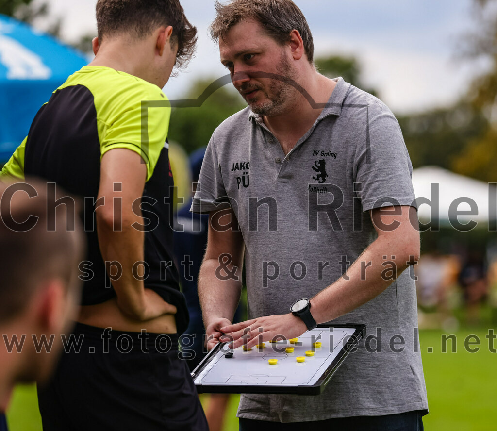 2023-09-03_059_TSV_Grafing_II_gegen_SV_Dornach_II | Grafing, Deutschland, 03.09.2023:
Fußball, A-Klasse 2023 / 2024, 3. Spieltag, TSV Grafing II gegen SV Dornach II, Endergebnis: 0:0

Trainer Peter Uehlein (TSV Grafing)

Foto: Christian Riedel / fotografie-riedel.net