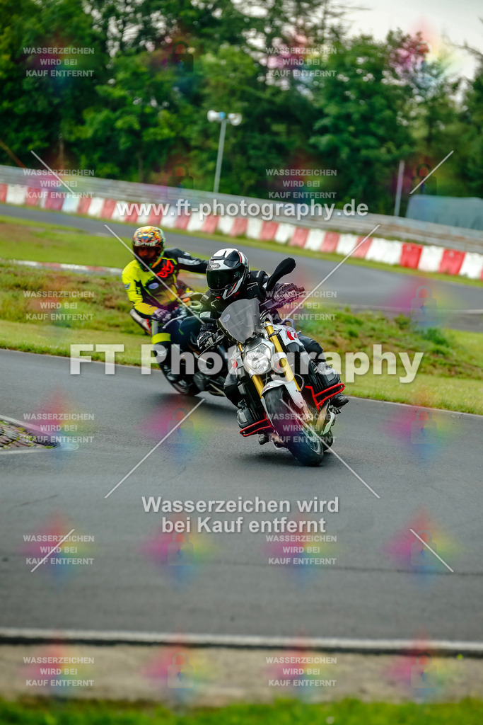 VBK-3949 | Hier findet Ihr Bilder von Touristenfahrten auf der Nürburgring Nordschleife oder von anderen Veranstaltungen die ich besucht habe. Viel Spass beim Durch Schauen 