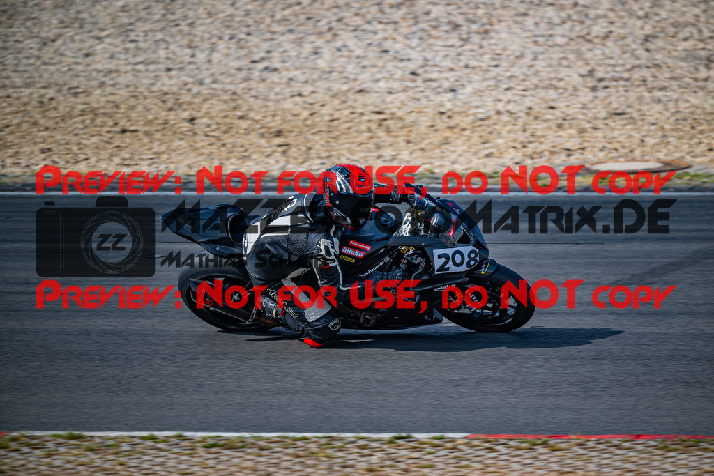 MaZZes_FotoMatrix_230719_8272 | ROT