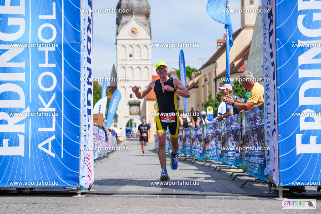 DSC05246 | Stadttriathlon Erding 2025. #yourpictrs #sportshot_your_pictrs @Sportshotphotography #stadttriathlonerding Copyright: www.sportshot.de