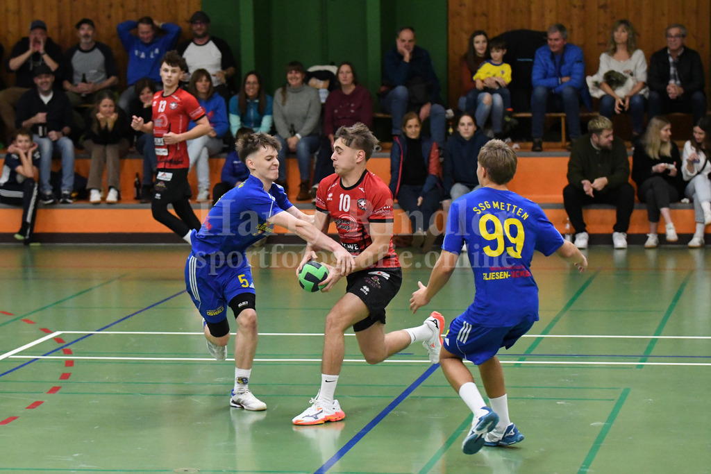 SSG Metten :  TSV 1861 Mainburg  | Philipp Gäck (SSG Metten #5) und Leonard Reiszky (SSG Metten #99)  - Realisiert mit Pictrs.com