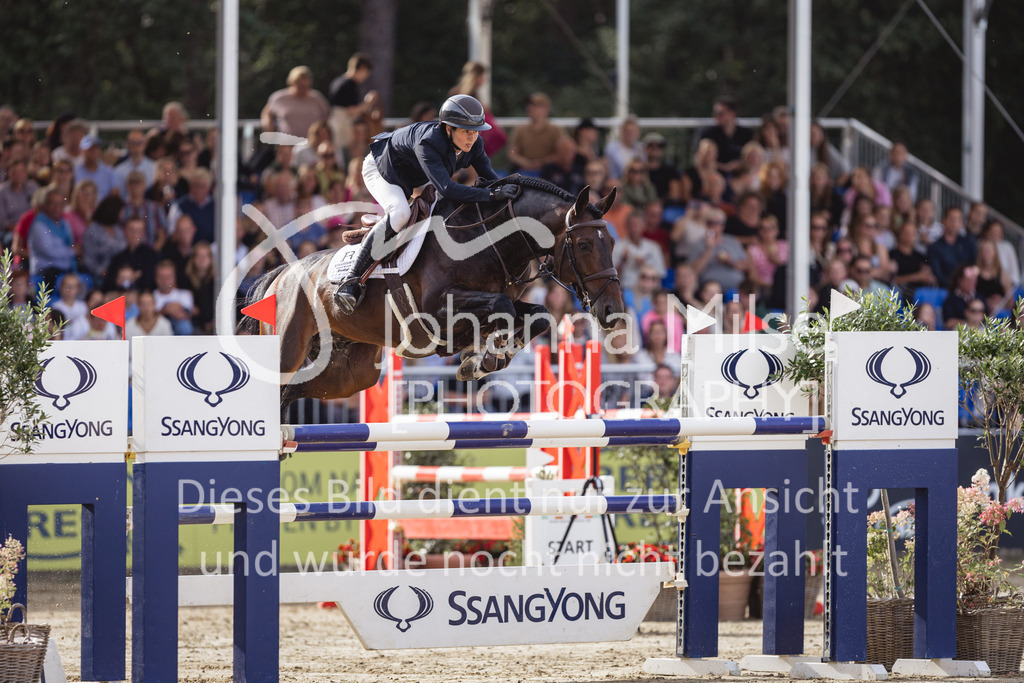 230903_HKM-BCH_Finale6j-126 | Deine schönsten Turniermomente als professionelle Fotos! Entdecke hochwertige Pferdesport-Fotografie im Online-Shop. Jetzt Fotos finden & bestellen!