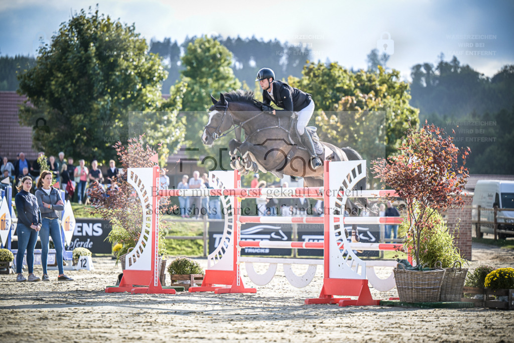 DOS_0480 | Entdecke hochwertige Reitturnierfotos von Foto Oger. Professionell, emotional und authentisch – jetzt Lieblingsmomente im Shop bestellen. - Realisiert mit Pictrs.com