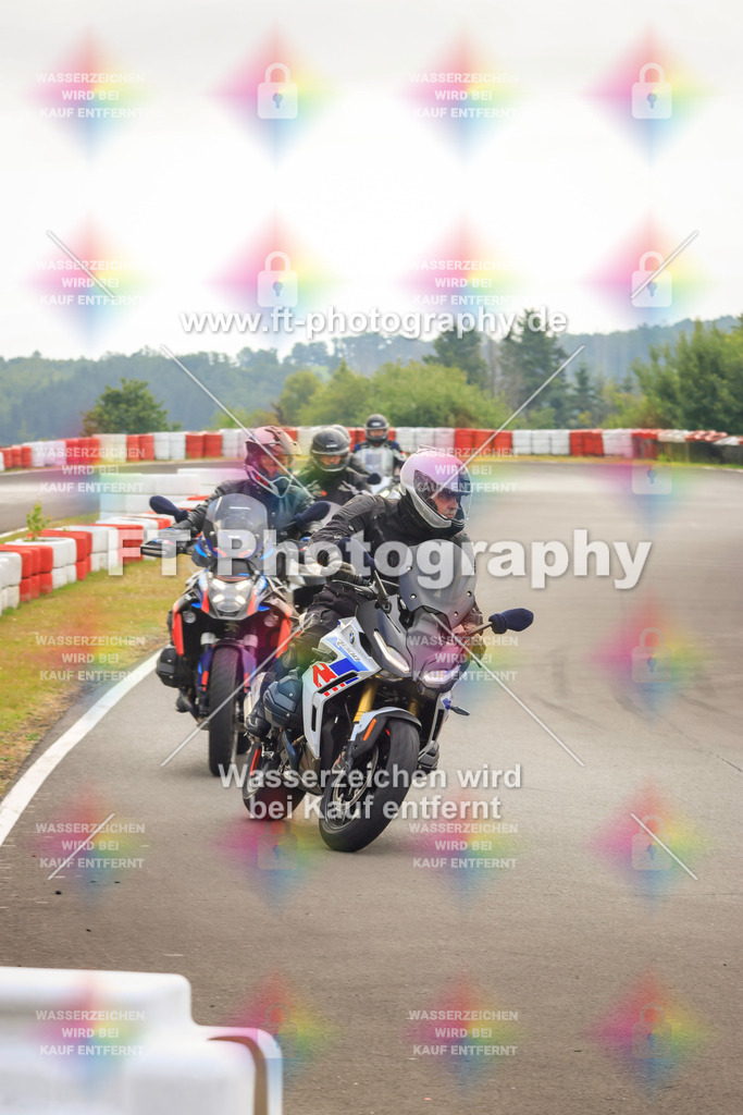 _DSK1973 | Hier findet Ihr Bilder von Touristenfahrten auf der Nürburgring Nordschleife oder von anderen Veranstaltungen die ich besucht habe. Viel Spass beim Durch Schauen 