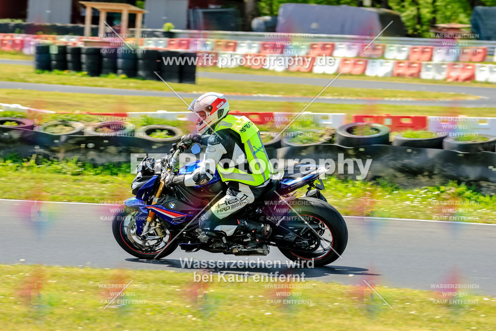 _OTO2219 | Hier findet Ihr Bilder von Touristenfahrten auf der Nürburgring Nordschleife oder von anderen Veranstaltungen die ich besucht habe. Viel Spass beim Durch Schauen 