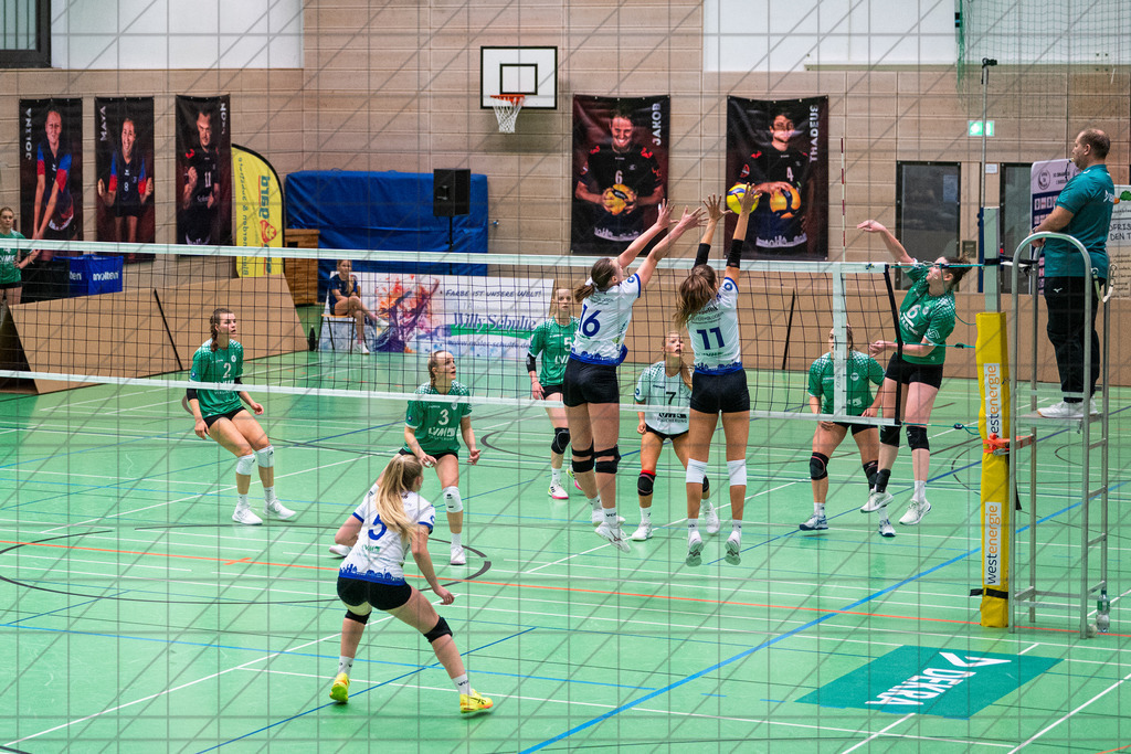 2. VBLF Nord 25/26 | SPT 02 (#4011) | VC Osnabrück vs. USC Münster II | //  27.09.25: 2. VBLF Nord 25/26 | SPT 02 (#4011) | VC Osnabrück vs. USC Münster II / Osnabrück / Deutschland  //   CREDIT:www.bullenfotos.de, Martin König, Hörner Weg 40, D-49078 Osnabrück, +4917663732967 // Nutzung und Weitergabe nur zu den vereinbarten Zwecken. Presseanfragen an Ersteller. Alle Rechte beim Ersteller. Honorierung nach MFM. - Realisiert mit Pictrs.com