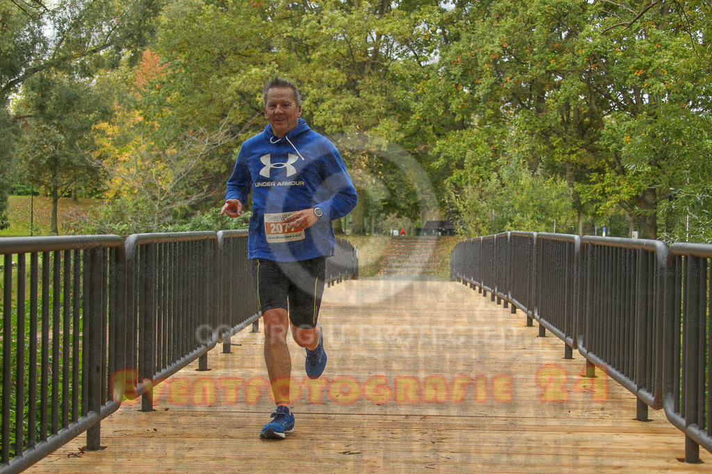 231015_1044_EV4_1685 | Sportfotografie im Rhein-Sieg Kreis, Köln, Bonn, NRW, Rheinland Pfalz, Hessen, etc. Unser Tätigkeitsfeld umfasst den Laufsport vom Volkslauf über den Marathon, Duathlon, Triathon bis zum Ultralauf wie Kölnpfad Ultra oder Schindertrail.