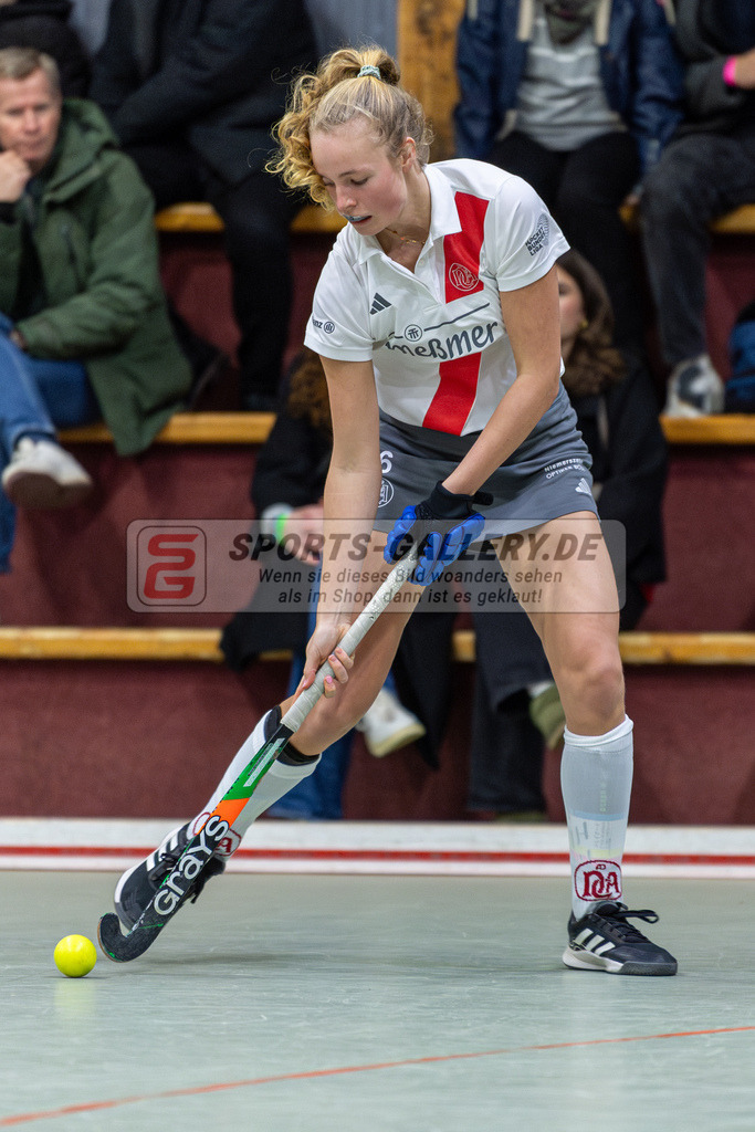 SM_2025-01-10_D5_-23 | 1.Bundesliga Hallenhockey  (W) UHC - DCADA  / 2:8 (0:2)