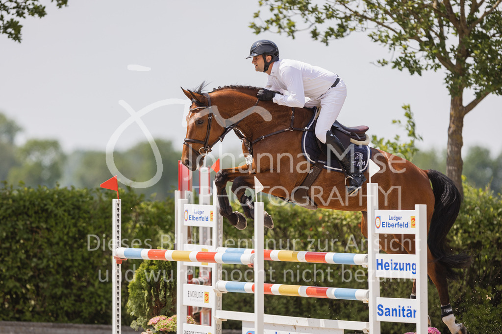 230616_Lemwerder_Springpf-L2-630 | Deine schönsten Turniermomente als professionelle Fotos! Entdecke hochwertige Pferdesport-Fotografie im Online-Shop. Jetzt Fotos finden & bestellen!