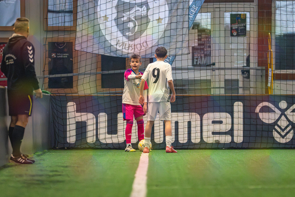 blr.pics-162 | Professionelle Fußball- und Sportfotografie. Spielbilder online ansehen und kaufen – Einzelbilder oder komplette Galerien in hoher Qualität. - Realisiert mit Pictrs.com