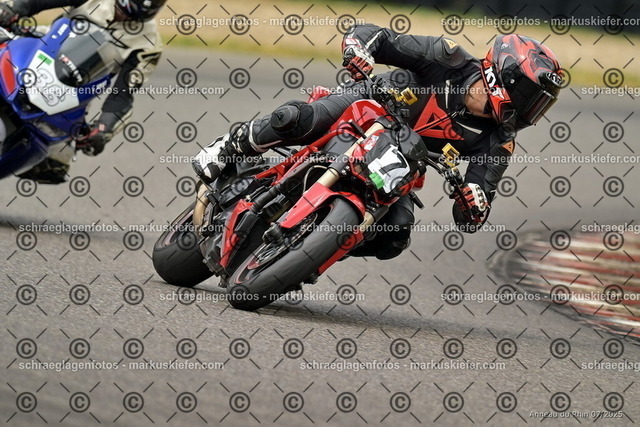 25bt05-1118 | markuskiefer.com - Realisiert mit Pictrs.com