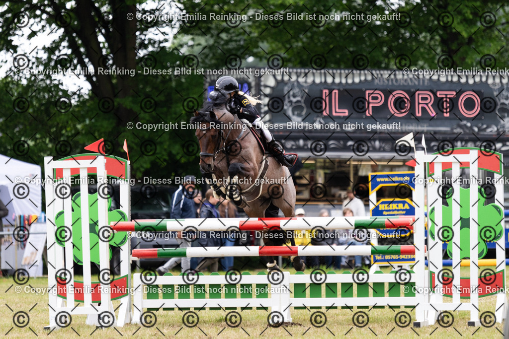 CL5A9015 | Emilia Reinking Fotografie - Realisiert mit Pictrs.com