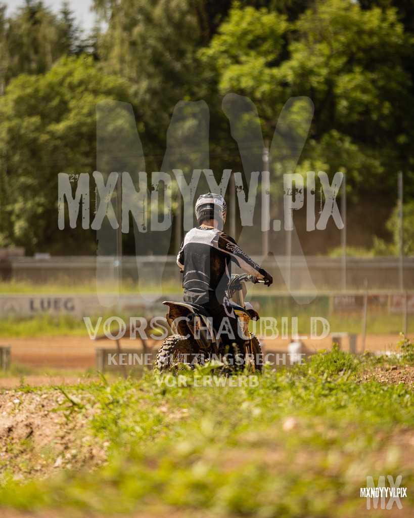 866A0950 | mxndyyvipix