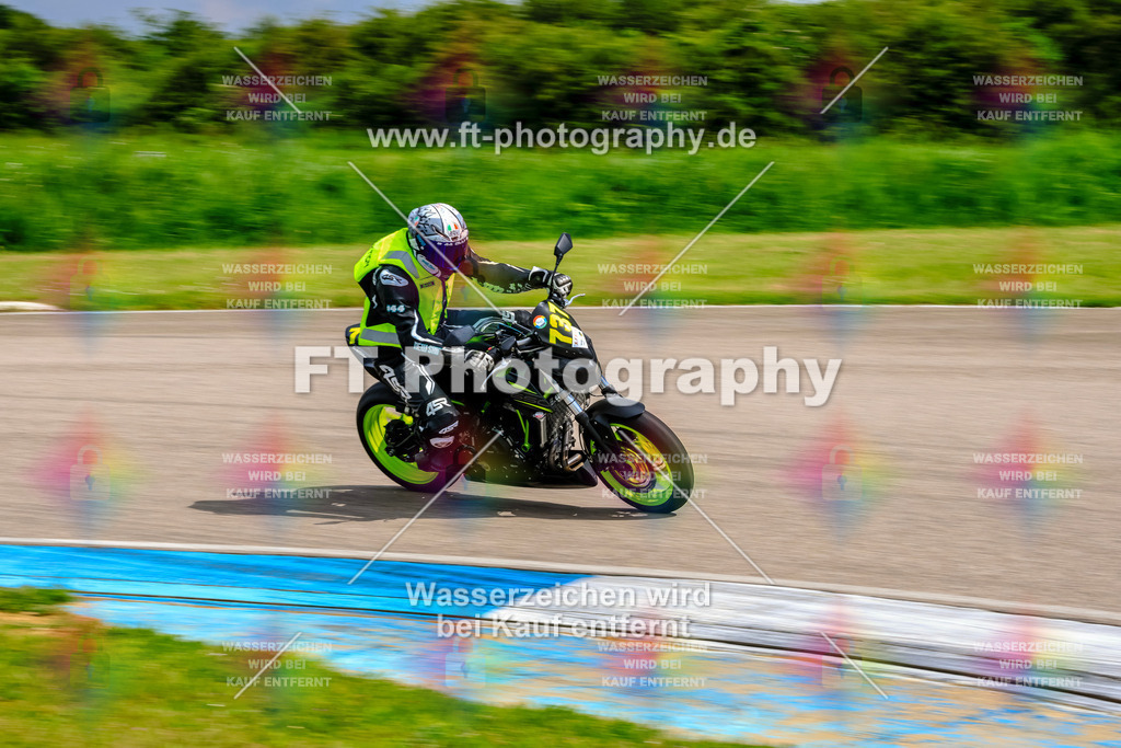 MotoTeam-9350 | Hier findet Ihr Bilder von Touristenfahrten auf der Nürburgring Nordschleife oder von anderen Veranstaltungen die ich besucht habe. Viel Spass beim Durch Schauen 