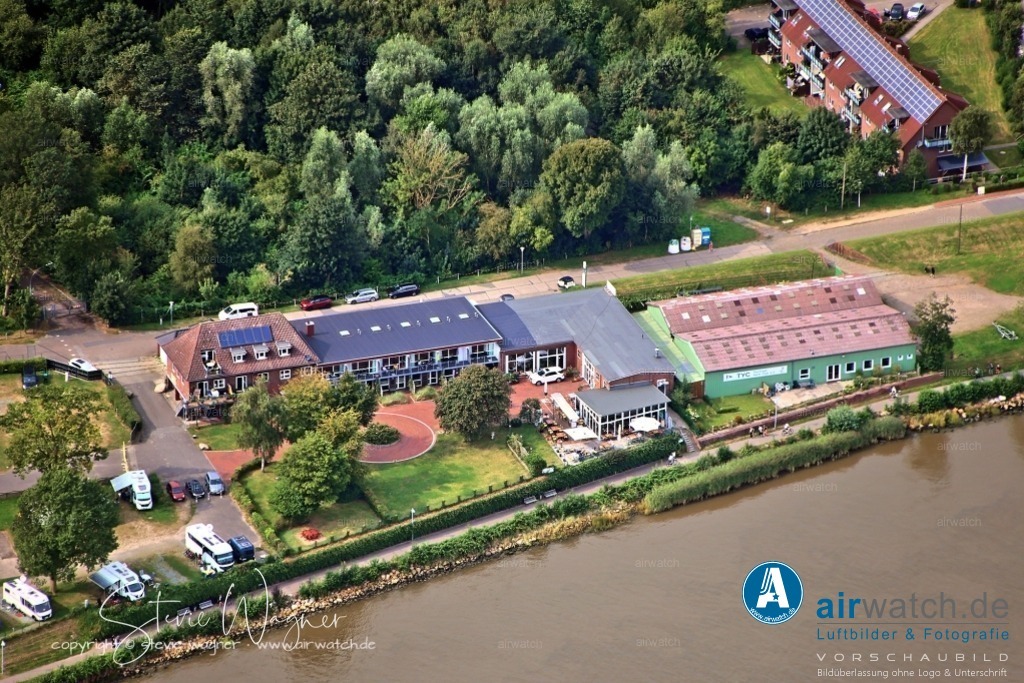 Nordfriesland-Husum-Westerhever-SPO-Toenning-airwatch-wagner-240A6516 | Entdecken Sie atemberaubende Luftbilder und Fotografien auf airwatch.de - Tauchen Sie ein in eine Welt voller faszinierender Aufnahmen aus der Vogelperspektive.