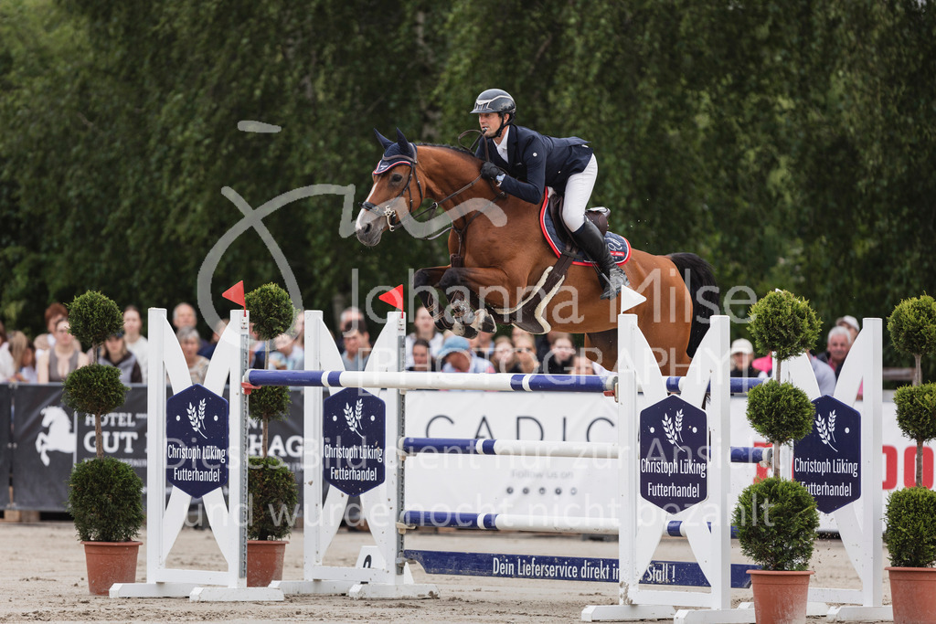 250601_MayDays_GP-539 | Deine schönsten Turniermomente als professionelle Fotos! Entdecke hochwertige Pferdesport-Fotografie im Online-Shop. Jetzt Fotos finden & bestellen!