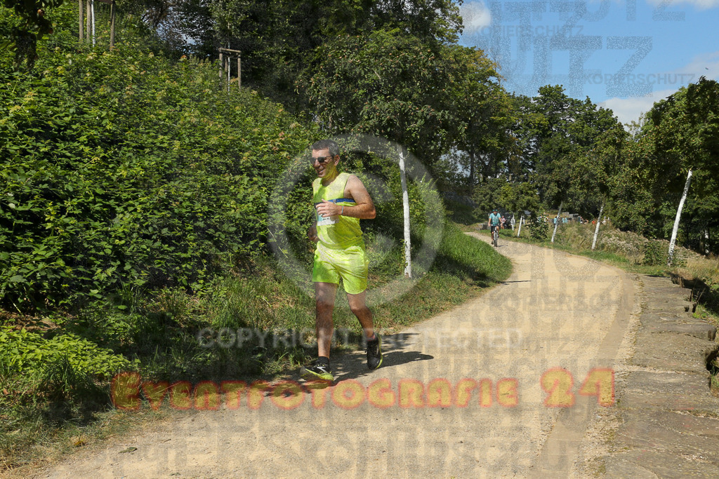 250824_1233_EX1_9707 | Sportfotografie im Rhein-Sieg Kreis, Köln, Bonn, NRW, Rheinland Pfalz, Hessen, etc. Unser Tätigkeitsfeld umfasst den Laufsport vom Volkslauf über den Marathon, Duathlon, Triathon bis zum Ultralauf wie Kölnpfad Ultra oder Schindertrail.