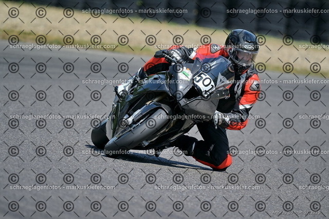 25bt04-1078 | markuskiefer.com - Realisiert mit Pictrs.com