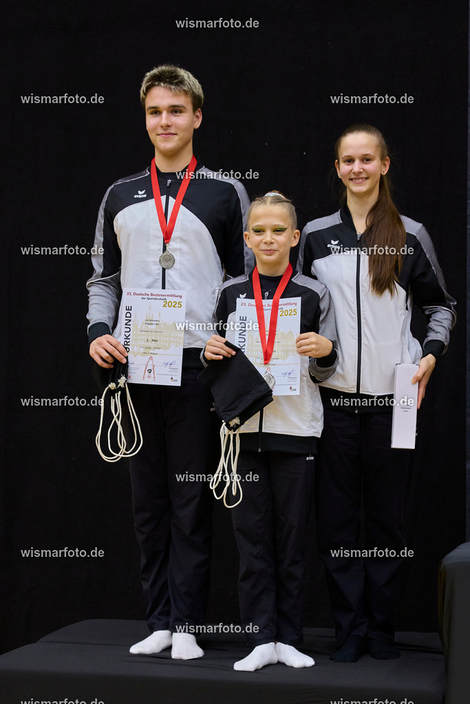 251102_siegerehrung_33 | wismarfoto.de - Realisiert mit Pictrs.com