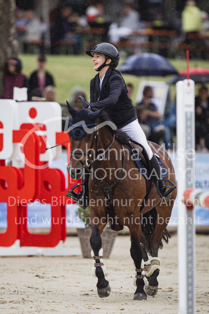 250712_BHO_Pony-L-204 | Deine schönsten Turniermomente als professionelle Fotos! Entdecke hochwertige Pferdesport-Fotografie im Online-Shop. Jetzt Fotos finden & bestellen!