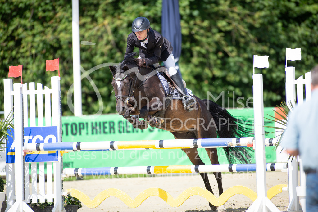 230729_BHO_Springprf.-A2_2Abtl_037 | Deine schönsten Turniermomente als professionelle Fotos! Entdecke hochwertige Pferdesport-Fotografie im Online-Shop. Jetzt Fotos finden & bestellen!