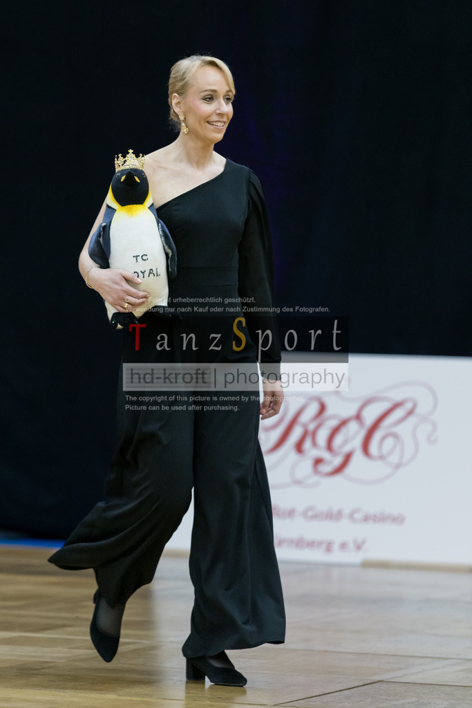 20260314_BL1_Std-Formationen_Nbg4471 | Tanzsportbilder, Standardtanz, Lateintanz, WDSF, DTV, LTVB, dancecomp, goc, hessen tanzt, blaues band der spree, walzer, tango, wiener walzer, slowfox, quickstepp, samba, rumba, cha-cha-cha, paso doble. jive, hd-kroft photography, turniertanzsport