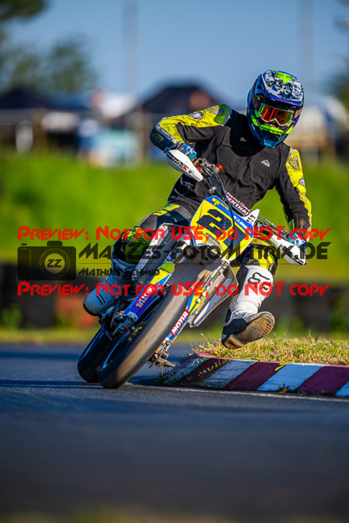 MaZZes_FotoMatrix_230916_0166 | S4