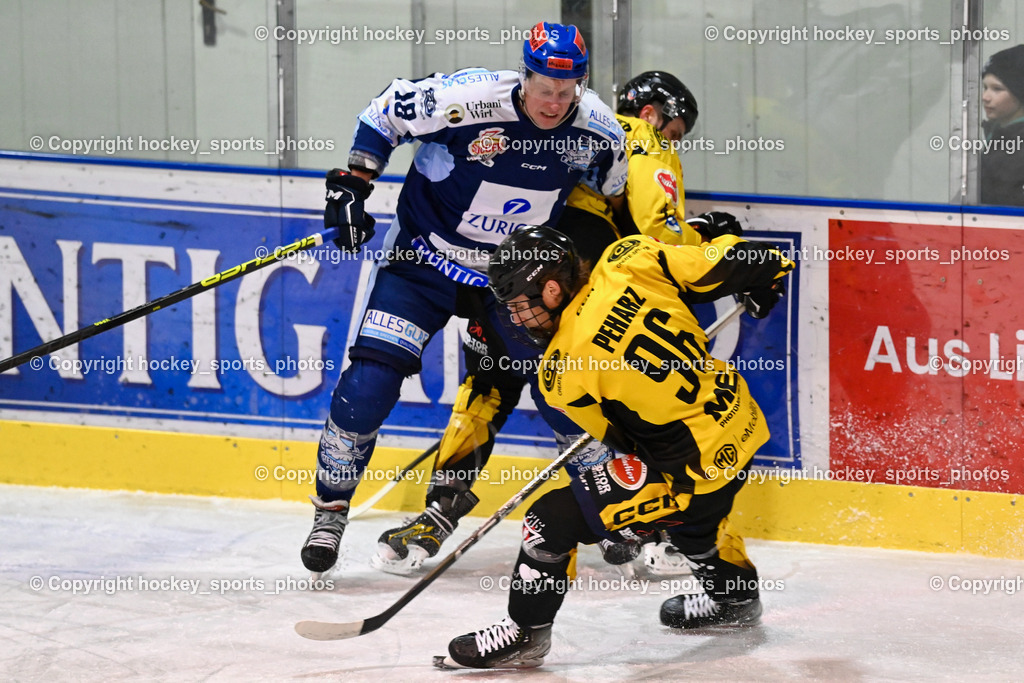 ESC Steindorf vs. EC Hornets Spittal 20.2.2024 | #18 Pewal Martin ESC Steindorf, #15 Rossbacher Daniel EC Hornets Spittal, #96 Peharz Joshua EC Hornets Spittal, ESC Steindorf vs. EC Hornets Spittal 20.2.2024, ESC Steindorf vs. EC Hornets Spittal 20.2.2024 am 20.02.2024 in Steindorf (Ossiachersee Halle), Austria, (Photo by Bernd Stefan)