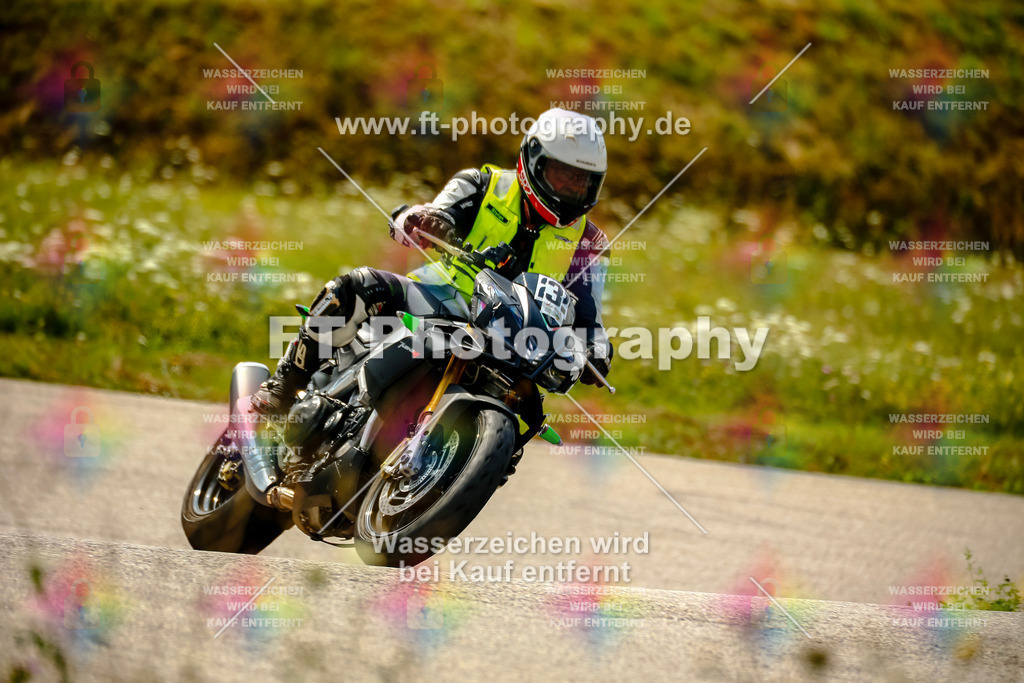 Chambley Juli-3008 | Hier findet Ihr Bilder von Touristenfahrten auf der Nürburgring Nordschleife oder von anderen Veranstaltungen die ich besucht habe. Viel Spass beim Durch Schauen 