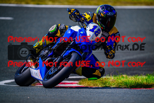 MaZZes_FotoMatrix_240726_6007705_4353 | TWIN