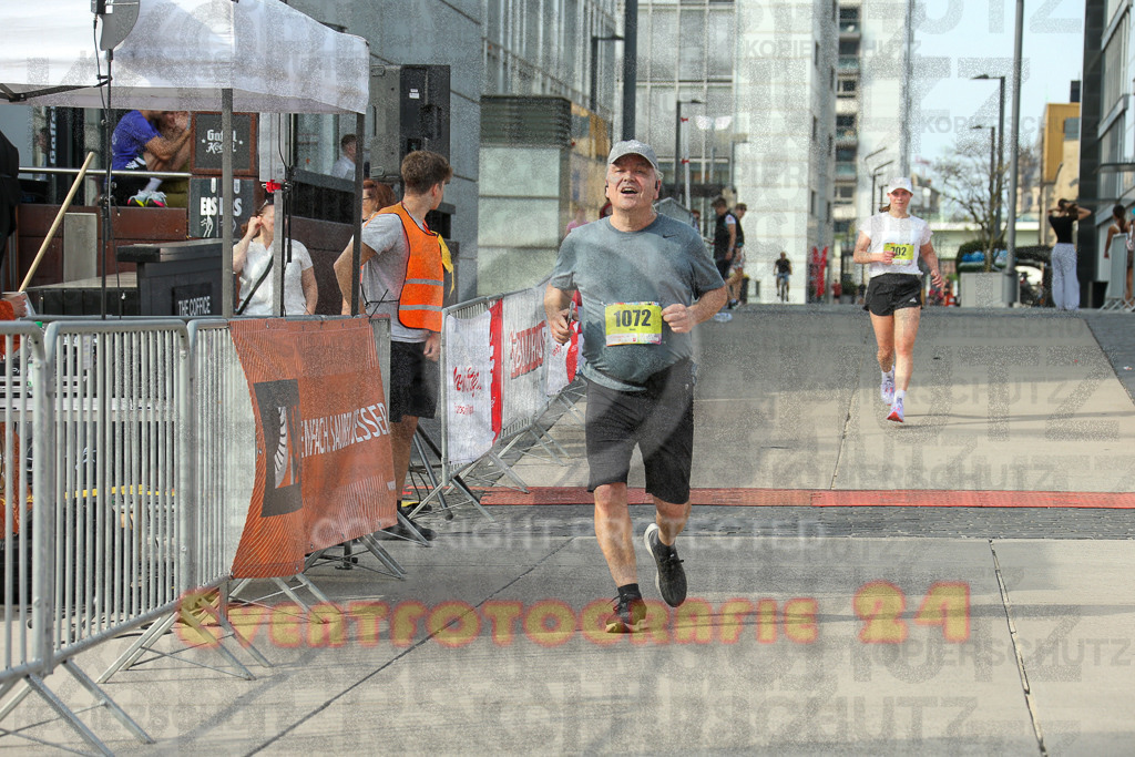 250920_1548_EX1_0699 | Sportfotografie im Rhein-Sieg Kreis, Köln, Bonn, NRW, Rheinland Pfalz, Hessen, etc. Unser Tätigkeitsfeld umfasst den Laufsport vom Volkslauf über den Marathon, Duathlon, Triathon bis zum Ultralauf wie Kölnpfad Ultra oder Schindertrail.