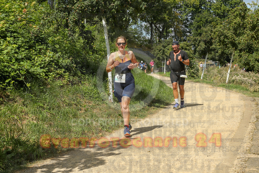 250824_1249_EX1_0696 | Sportfotografie im Rhein-Sieg Kreis, Köln, Bonn, NRW, Rheinland Pfalz, Hessen, etc. Unser Tätigkeitsfeld umfasst den Laufsport vom Volkslauf über den Marathon, Duathlon, Triathon bis zum Ultralauf wie Kölnpfad Ultra oder Schindertrail.