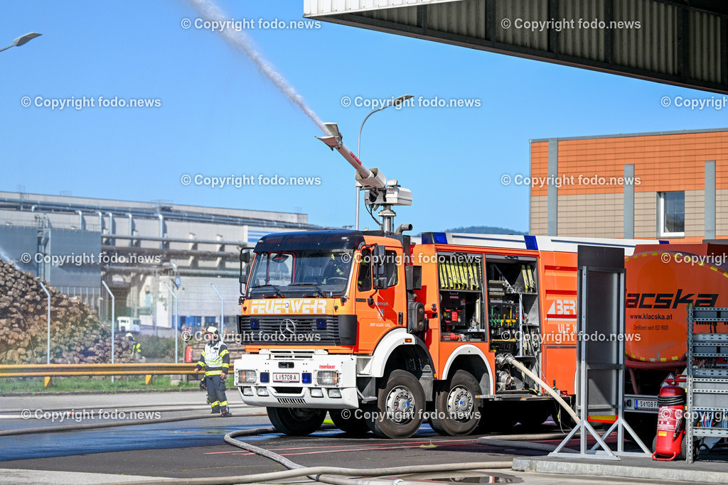 Feuerwehruebung Formatex 23_ Tankhafen Linz_ 15.09.2023-32 | 15.09.2023, Linz, AUT, Feuerwehruebung Formatex 23, Tankhafen Linz, im Bild Feuerwehruebung Formatex 23, Tankhafen Linz