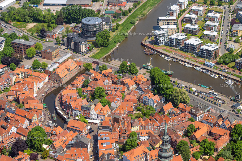 Stade_Spiegelberg_ELS_7619280523 | STADE 28.05.2023 Stadtzentrum im Innenstadtbereich Alter Fischmarkt und Spiegelberg in Stade im Bundesland Niedersachsen. // City center in the city center area Alter Fischmarkt and Spiegelberg in Stade in the state Lower Saxony. Foto: Martin Elsen
