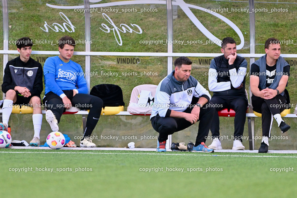 SV Spittal vs. SAK | #14 Mersad Ramic SV Spittal, Spielerbank SV Spittal, Tormanncoach SV Spittal Michael Lucic, Asisstentcoach SV Spittal Mario Mihajlovic, Headcoach SV Spittal Philipp Dabringer, SV Spittal vs. SAK, SV Spittal vs. SAK am 24.05.2024 in Spittal an der Drau (Goldeck Stadion), Austria, (Photo by Bernd Stefan)