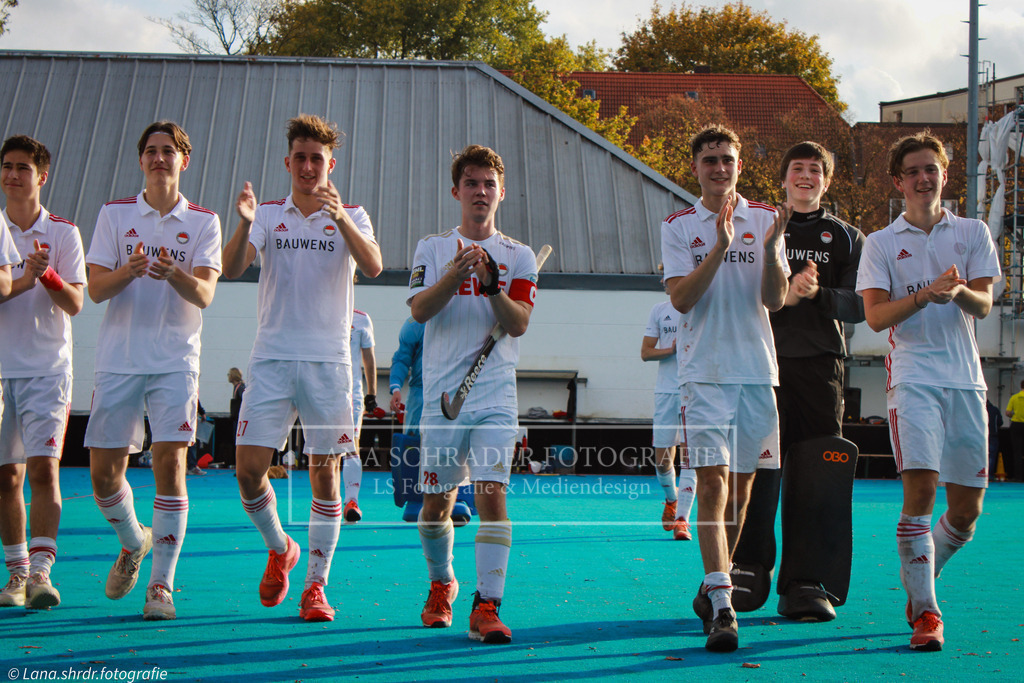 DM22 HALBFINALE RWK-HTCU 22.10.22-57 | lanaschraderfotografie - Realisiert mit Pictrs.com