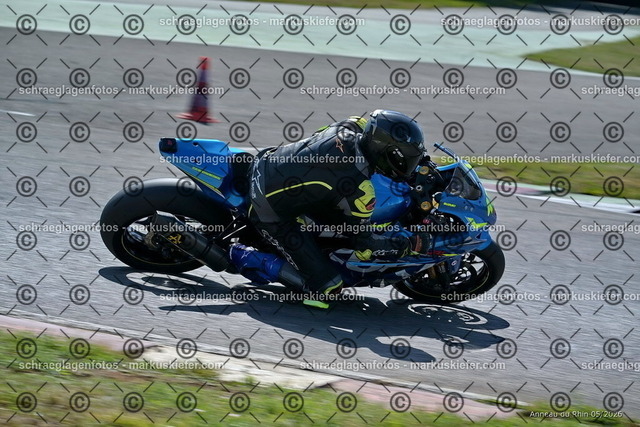 26BT02-0317 | markuskiefer.com - Realisiert mit Pictrs.com