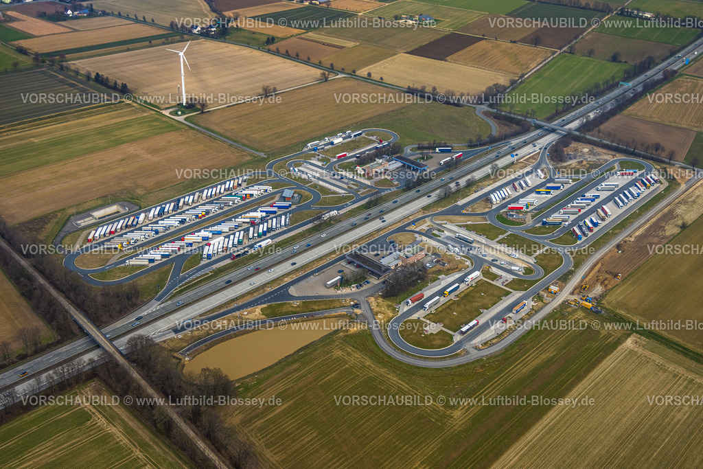 Werl240307898Raststaette | Luftbild, Serways Autobahn-Raststätte Am Haarstrang an der Autobahn A44, Westbüderich, Werl, Nordrhein-Westfalen, Deutschland