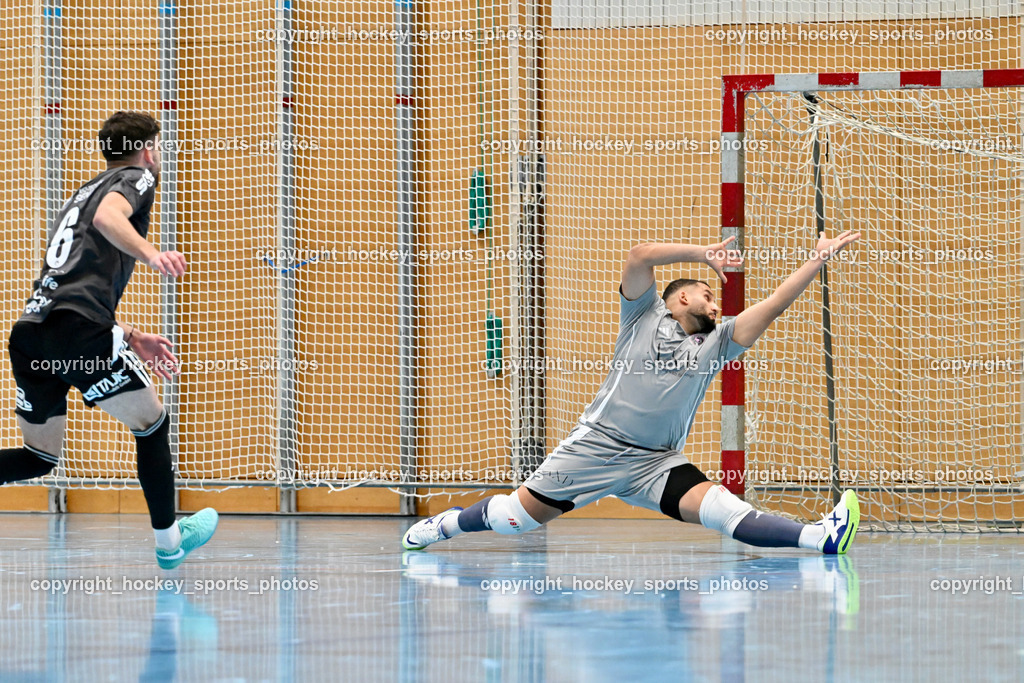 Carinthia Flamengo Futsal Club vs. FC Ljuti Krajisnici | #6 Muhamed Ramic FC Ljuti Krajisnici, #1 Youssef Helal Carinthia Flamengo, Carinthia Flamengo Futsal Club vs. FC Ljuti Krajisnici, Carinthia Flamengo Fusal Club vs. FC Ljuti Krajisnici am 12.10.2025 in Klagenfurt (Ballspielhalle Viktring), Austria, (Photo by Bernd Stefan)