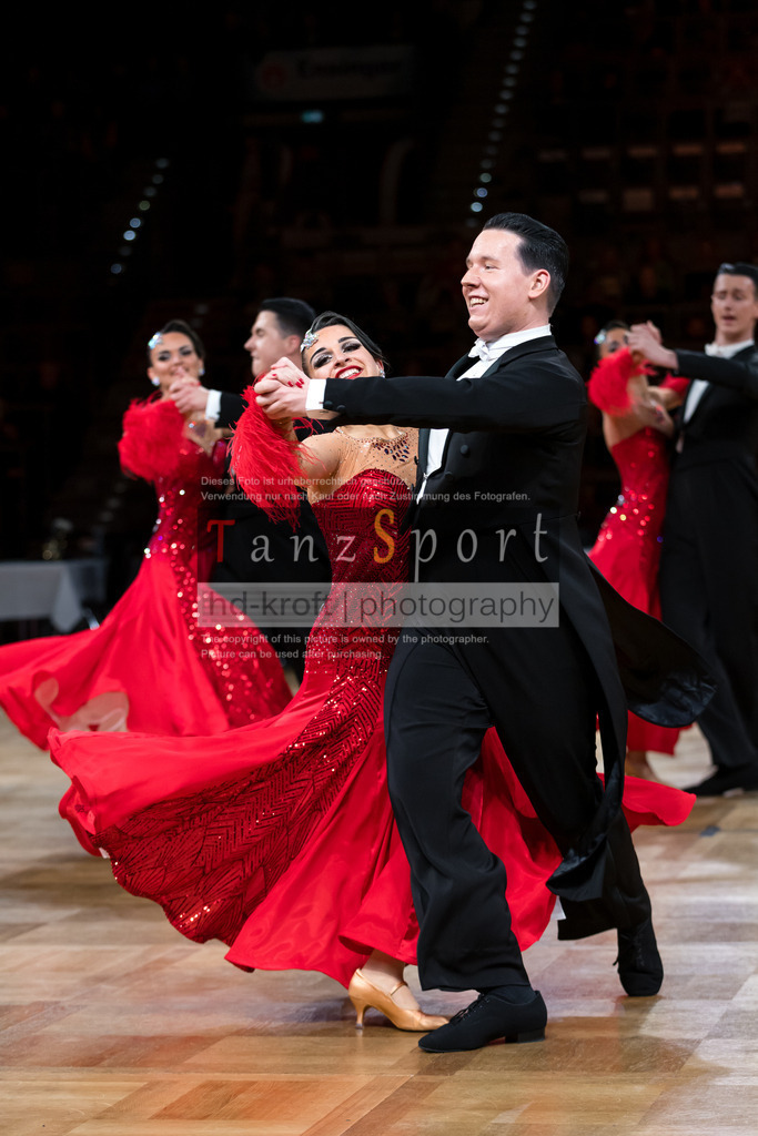 20241109_DM-Formationen_Vorrunde_2931 | Tanzsportbilder, Standardtanz, Lateintanz, WDSF, DTV, LTVB, dancecomp, goc, hessen tanzt, blaues band der spree, walzer, tango, wiener walzer, slowfox, quickstepp, samba, rumba, cha-cha-cha, paso doble. jive, hd-kroft photography, turniertanzsport