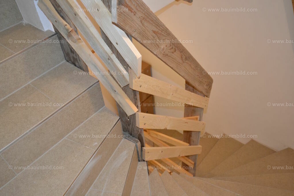 bib-lg13-holzbau-ausbau-0186 | Nach LV-Leistungsgruppen sortierte Detailfotos über den Bau eines Hauses. Alle Hausbau-Bilder direkt vom Urheber und Autor der Website Haus-Selber-Bauen.com