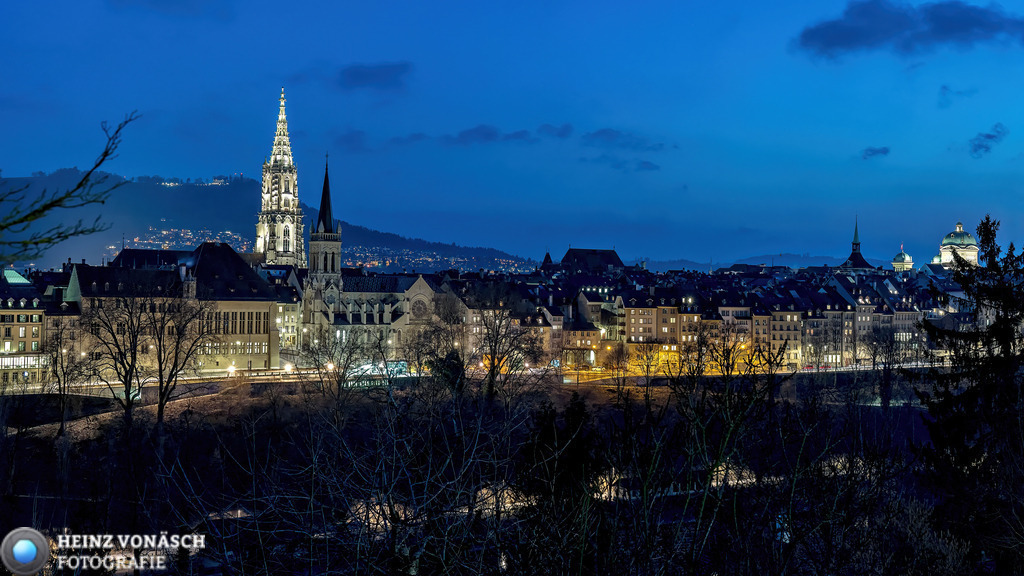 Bern_0005 | Alle Bilder von Heinz Vonäsch Fotografie können alle zu günstigen Preisen gekauft werden! Download der Bilder, Ausdrucke, Postkarten, Tassen T-Shirts, Kalender, Alu- Dibond usw. - Realisiert mit Pictrs.com