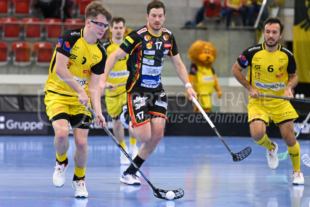 HC Rychenberg vs Tigers Langnau - 11. Dezember 2022 | HC Rychenberg vs Tigers Langnau
AXA Arena, Winterthur
Kimo Oesch (#9 HC Rychenberg).
Bild: Sportfotografie Markus Aeschimann | www.markus-aeschimann.ch - Realisiert mit Pictrs.com